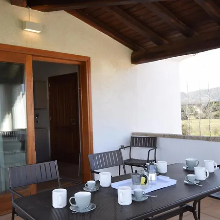 Luisa In Budoni, Shared Pool *