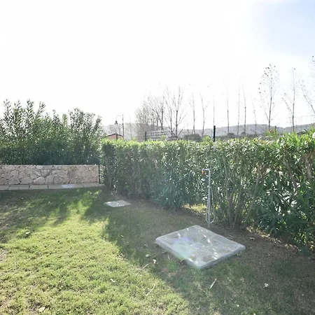 Luisa In Budoni, Shared Pool