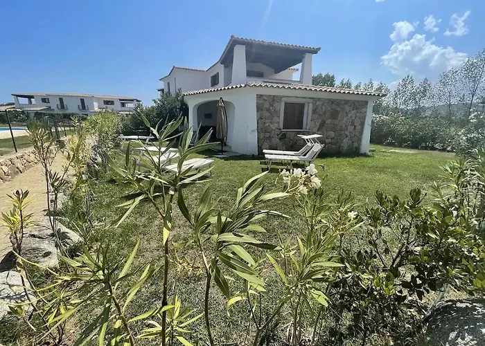 Luisa In Budoni, Shared Pool Apartament