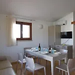 Apartmán Luisa In Budoni, Shared Pool *